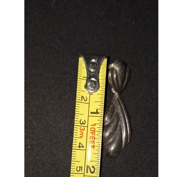 Vintage Swirled Dangle Pierced Earrings - Picture 7 of 8